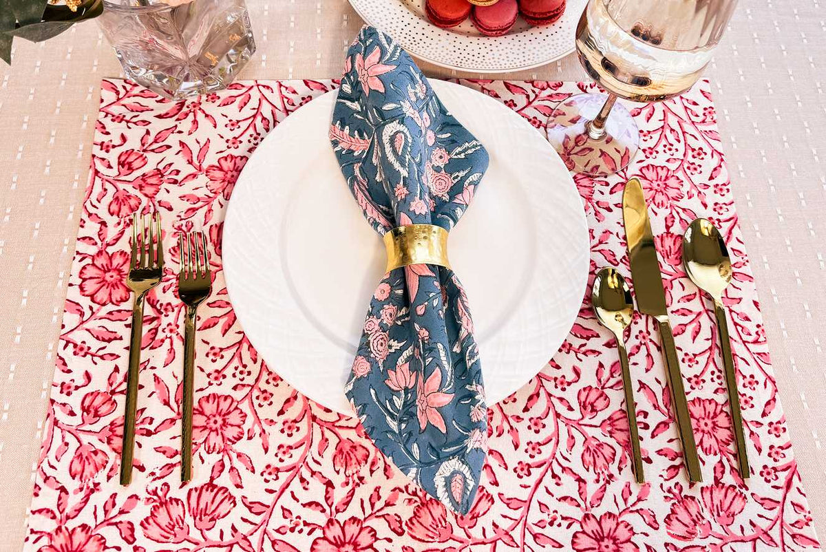 Crimson Vine Placemats (Set of 4)