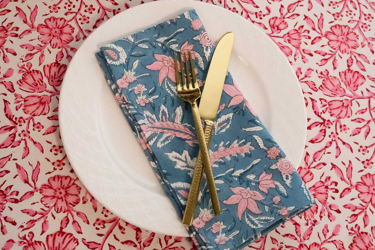 Blush Meadow Dinner Napkins (Set of 4)